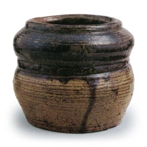 Tamba Water jar of dōjime shape