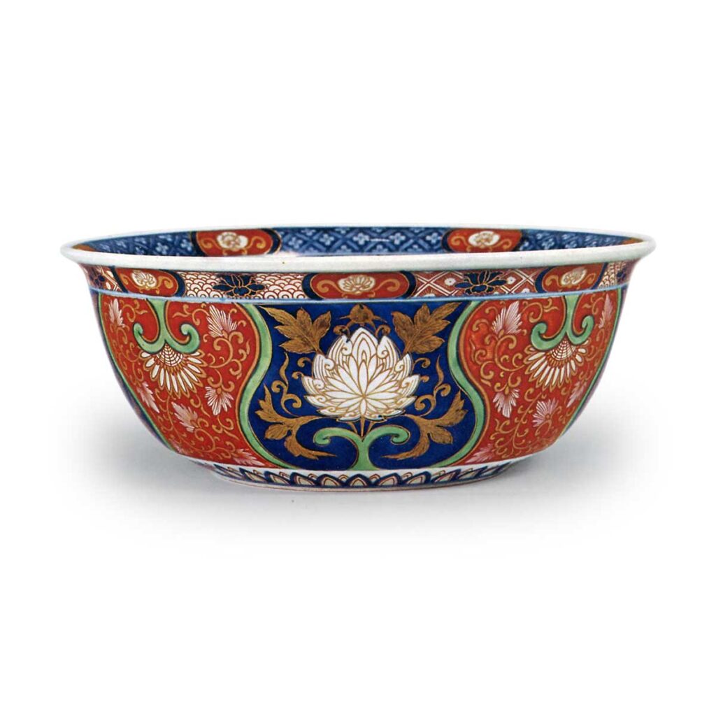 Bowl with design of Taoistic immortal Chin-kao,