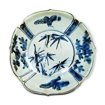 Large foliated dish with bamboo design,