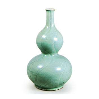 Gourd-shaped wine bottle with spiral design,