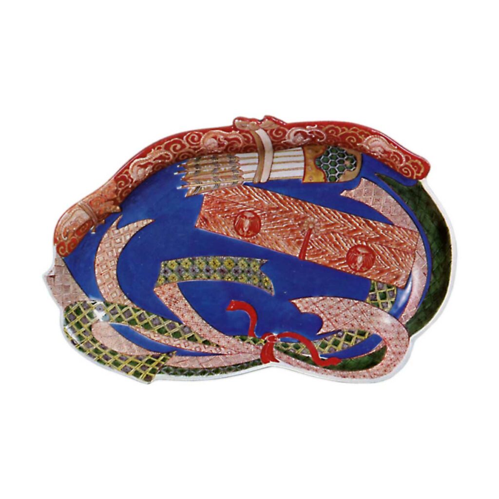 Dish with yumihama charm design, enamelled ware