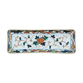 Rectangular dish with scrolling chrysanthemum design, enamelled ware