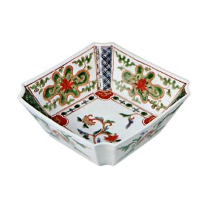 Square mukozuke bowl with cusped corners, with desigh of karahana (conventionalized) flowers, enamelled ware