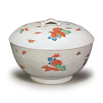 Covered bowl with chrysanthemum and wave design, enamelled ware