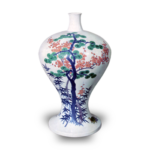 Vase with pine. bamboo、 plum and mandarin orange design、enamelled ware