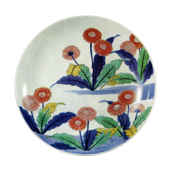 Five dishes with dandelion design. enamelled ware