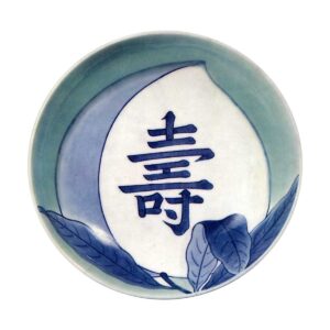 Dish with character kotobuki ("conglatuiations") and peach design、celadon glaze. and blue and white