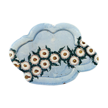 Dish with linked chrysanthemum design. underglaze blue. overglaze