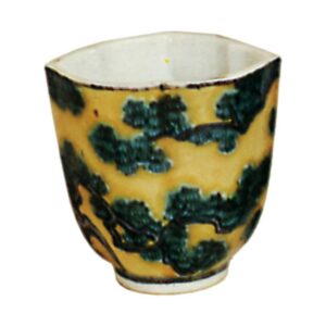 Five wine cups with pine･tree design. underglaze blue. overglaze enamels