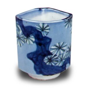 Wine cup with pine･tree design. underglaze blue. overglaze enamels