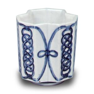 Wine cup with braiding design. blue and white