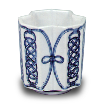 Wine cup with braiding design. blue and white