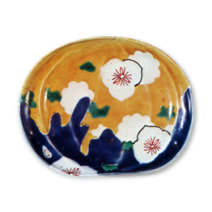 Dish with floral design. undergiaze blue. overglaze enamels