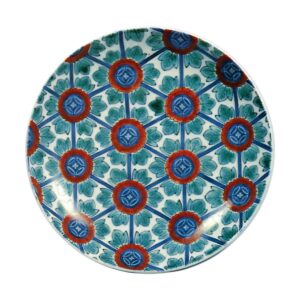 Dish with design of chintz･style patterns. underglaze blue. overgiaze enamels