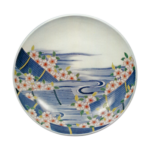 Dish with flower･and･raft design. underglaze blue. overgiaze enamels