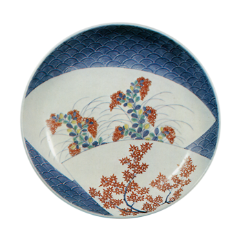 Dish with design of folding fans and seigaiha (conventionalized overlap ping waves).undergiaze blue. overglaze enamels