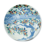 Dish with mokusei (fragrant olive) plant design，underglaze blue, over glaze enamels