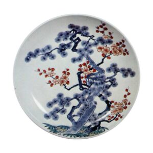 Dish with pine, bamboo and plum design, underglaze blue,overglaze enamels