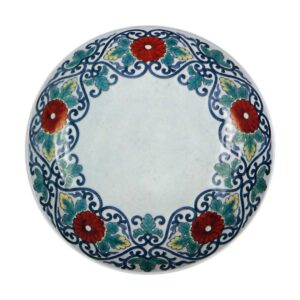 Dish with chrysanthemum scroll design, underglaze blue. overgiaze enamels