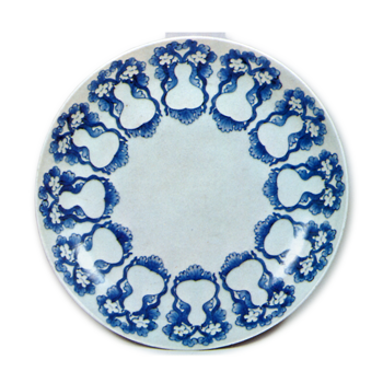 Dish with gourd design, blue and white