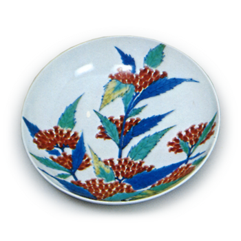 Five dishes with fuiibakama (Chinese agrimony) plant design, underglaze blue, overglaze enamels