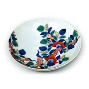 Five dishes with rose design, underglaze blue. overglaze enamels