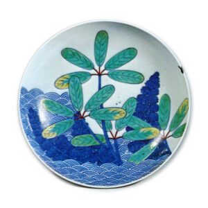 Dish with yuzuriha plant and fern design, underglaze blue,overglaze enamels