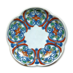 Dish with karahana (conventionalized flowers) design,underglaze blue. overglaze enamels