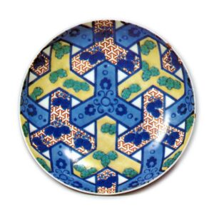 Dish with design of aiiro (texture of mat woven of bamboo), underglaze blue,overglaze enamels