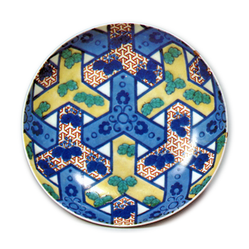 Dish with design of aiiro (texture of mat woven of bamboo), underglaze blue,overglaze enamels