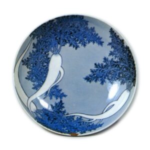 Dish with carrot design, blue and white