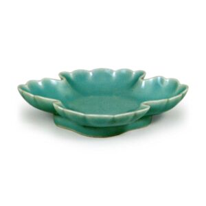 Flower･shaped dish, celadon