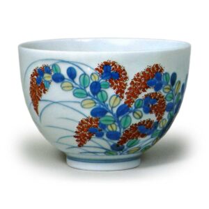 Mukozuke bowl with hagi (bush clover) design, underglaze blue, overglaze enamels