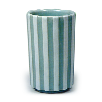 Cvtindricai mukozuke vessel with straw stripe design,
