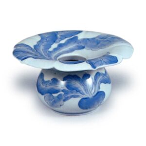 Cuspidor with turnip design, blue and white