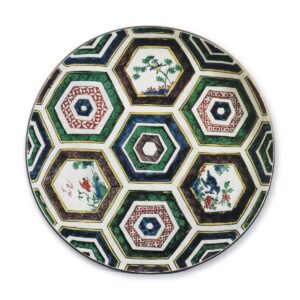 Large dish with design of flower-and-bird in hexagonal patterns, enamelled ware