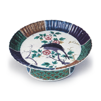 Bowl on foot in the shape of open flower with flower-and-bird design, enamelled ware
