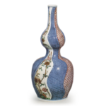 Gourd-shaped wine bottle with flowering grass design, enamelled ware