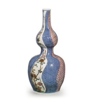 Gourd-shaped wine bottle with flowering grass design, enamelled ware