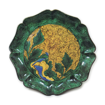 Lobed bowl on foot with bird design, enamelled ware