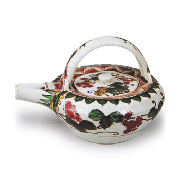 Wine ewer with morning glory design, enamelled ware