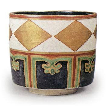 Ninsei: pair of tea bowls with lozenge design, enamelled ware with goldand silver decoration