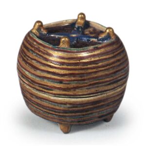 Ninsei: incense caddy in the shape of a spool, enamelled ware