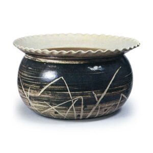 Ninsei: water jar with reed design, black brush-mark slip under whiteglaze