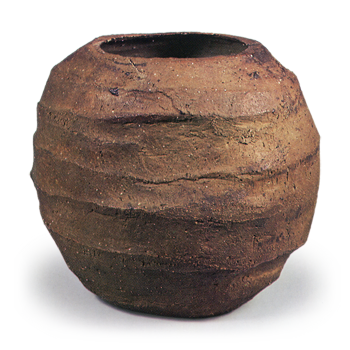 Küchū:water jar of imo-gashira (taro) form, Shigaraki ware