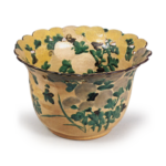 Kenzan: deep bowl with chrysanthemum design, enamelled ware