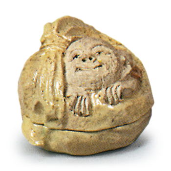 Ninnami: seven incense caddies in the shape of Seven Divinities of Good Luck, Raku ware