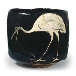 Ninnami: tea bowl with standing crane design, Black glaze