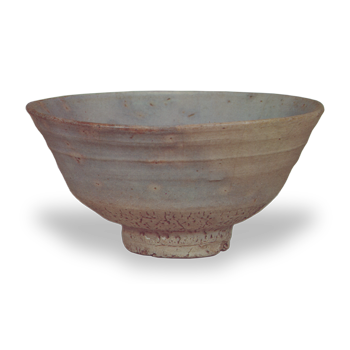 Hard-handled tea bowl