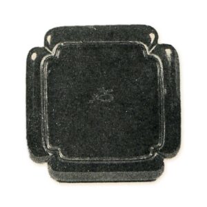 Karamon square tray, bottom, Oribe seal